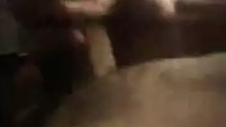 مغامرة بورن بين الأعراق للفتاة ذات الشعر المجعد مع حبيبها