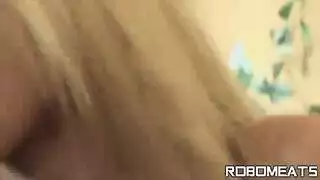يجعل نار في كسها