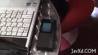 نيك طفلة وفض البكرة