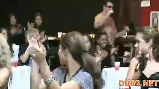بورن مباشر عنيف مع مراهقات محجبات