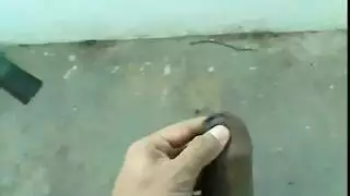 مبتور اليد الاستمناء العام بصاق